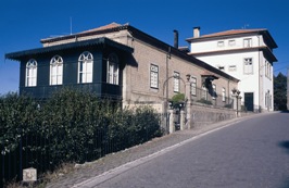 Casa dos Lagos - Casa Antiga - 3 Quartos e 3 apartamentos para 4 pessoas