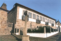 Casa de Alfena - Casa Antiga - 5 Quartos
